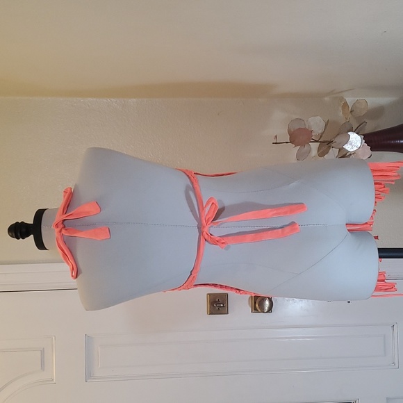 Coral Fringe Halter Top - Picture 4 of 5